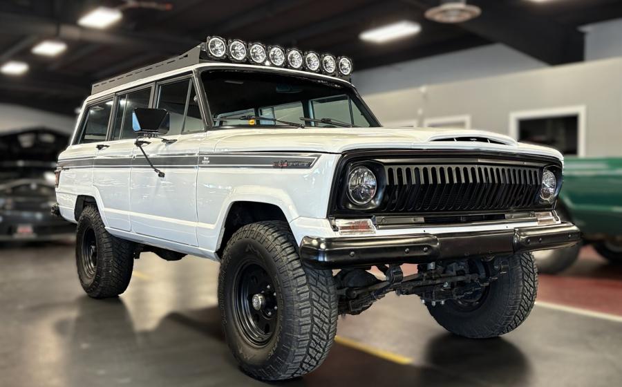 1968 Jeep Wagoneer